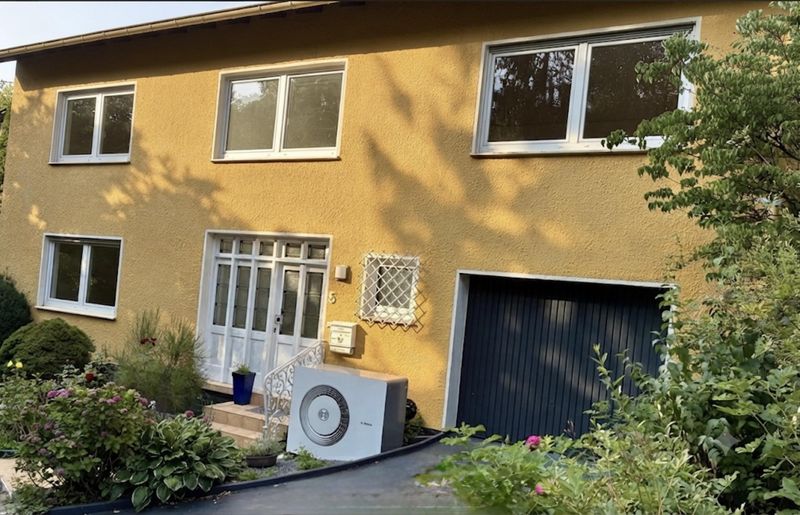 Technisch modernisiert. Mitten im Grünen. Ihr neues Zuhause ist startklar!